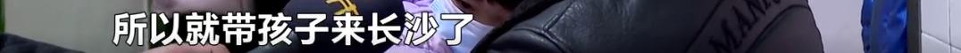 DƬ